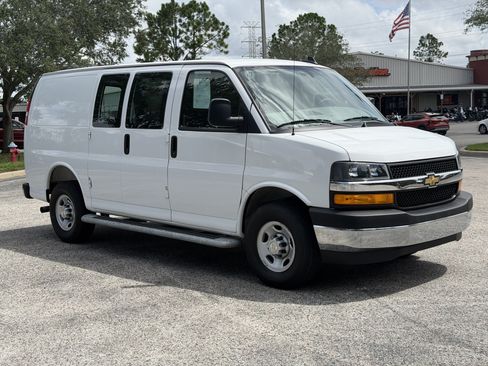Used 2025 Chevrolet Express 2500 w/ Driver Convenience Package RWD image 11