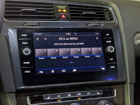 Used 2019 Volkswagen Golf Alltrack SE AWD/4WD image 16