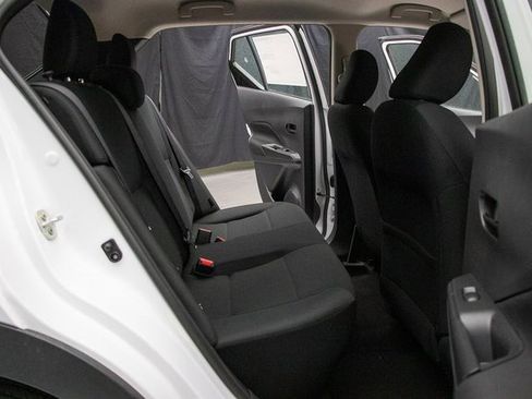 New 2025 Nissan Kicks Play S image 17