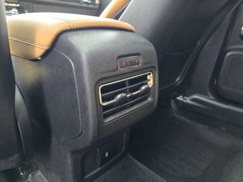 Used 2022 Lincoln Corsair Reserve w/ Elements Package image 32