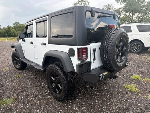 Used 2017 Jeep Wrangler Unlimited Sport AWD/4WD image 5
