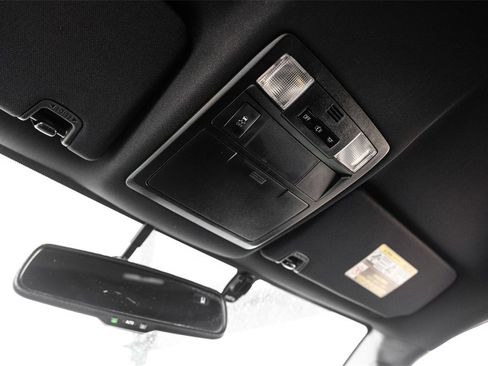 Used 2016 Toyota Tacoma TRD Sport w/ Towing Package image 25