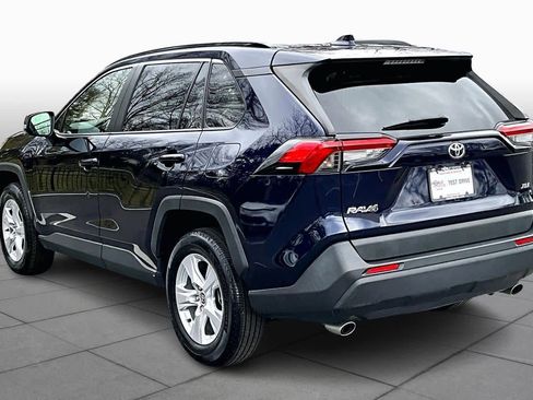 Used 2021 Toyota RAV4 XLE w/ Convenience Package image 12