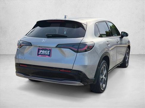 Certified 2025 Honda HR-V EX-L image 5