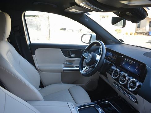 Used 2025 Mercedes-Benz GLA 250 GLA 250 image 21