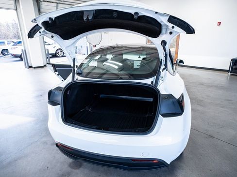 Used 2025 Tesla Model 3 Long Range image 48