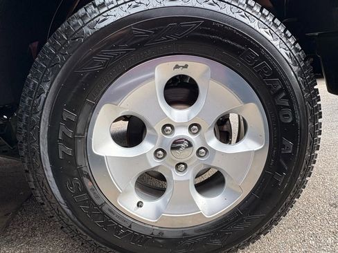 Used 2015 Jeep Wrangler Unlimited Sahara image 26