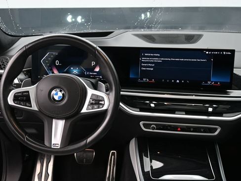Used 2024 BMW X5 xDrive40i w/ M Sport Package AWD/4WD image 11