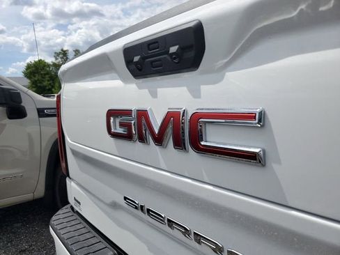 New 2026 GMC Sierra 1500 AT4 w/ Technology Package AWD/4WD image 7