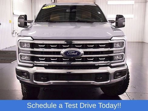 Used 2025 Ford F250 Lariat w/ Lariat Ultimate Package AWD/4WD image 2