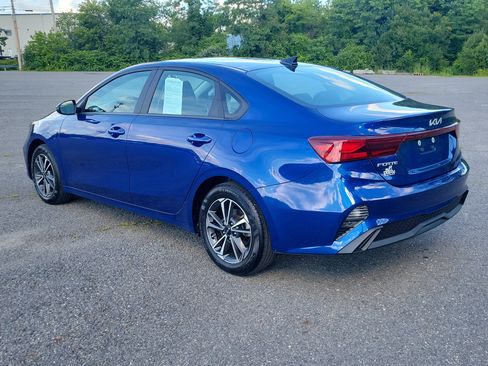 Used 2024 Kia Forte LXS w/ LXS Technology Package FWD image 7