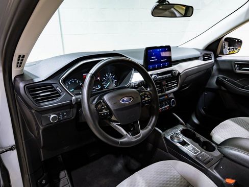 Used 2022 Ford Escape SE w/ Cold Weather Package image 20