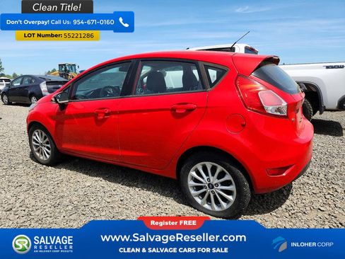 Used 2014 Ford Fiesta SE w/ Equipment Group 201A FWD image 3