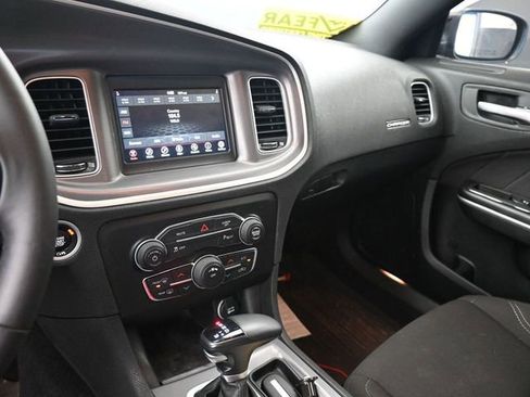 Used 2022 Dodge Charger SXT w/ Cold Weather Package image 21