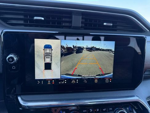 Used 2025 GMC Sierra 1500 Denali Ultimate AWD/4WD image 17