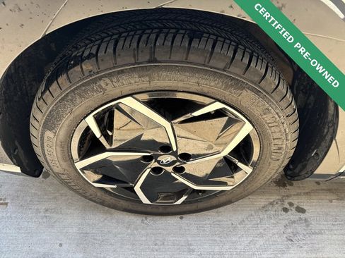 Certified 2024 Hyundai Ioniq 5 SEL image 17