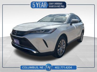 Used 2021 Toyota Venza XLE w/ Softex Package