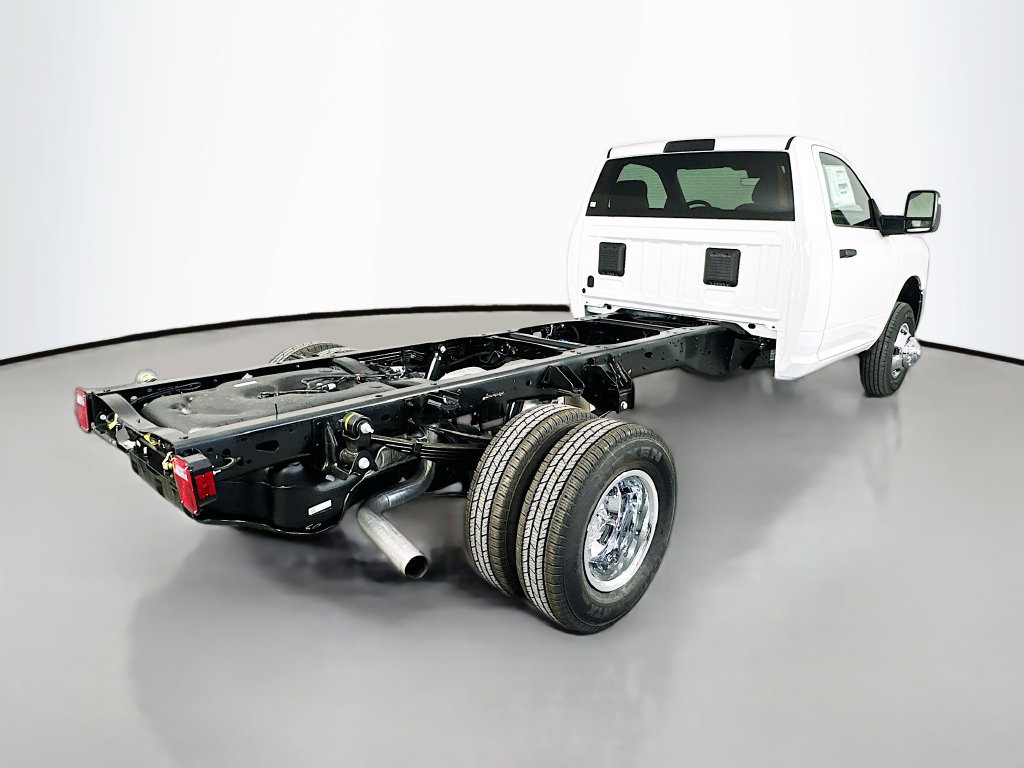 New 2026 RAM 3500 Tradesman w/ Chrome Appearance Group A RWD image 7
