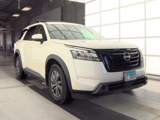 Certified 2024 Nissan Pathfinder SV w/ Lighting Package (N92) AWD/4WD image 1