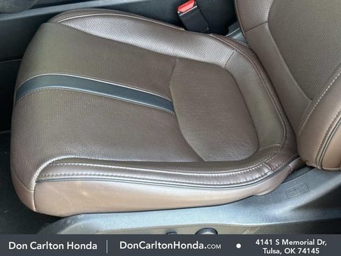 Used 2025 Honda Pilot Elite image 8