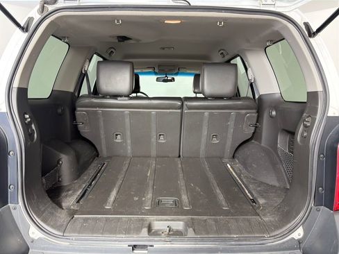 Used 2012 Nissan Xterra PRO-4X w/ Pro-4x Leather Pkg image 24