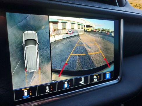 Used 2023 GMC Yukon Denali image 27