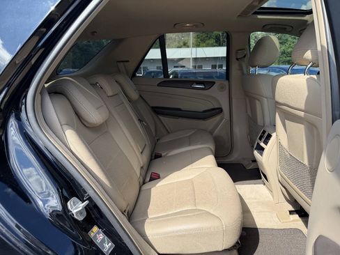 Used 2015 Mercedes-Benz ML 350 4MATIC image 16
