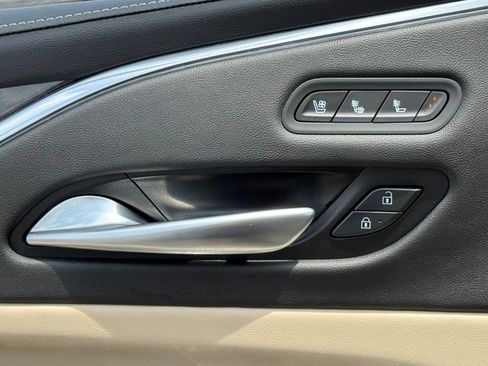Certified 2023 Cadillac Escalade Premium Luxury w/ LPO, Floor Liner Package AWD/4WD image 19