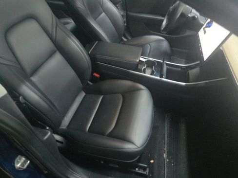 Used 2018 Tesla Model 3 Long Range image 24