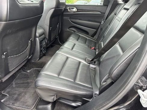 Used 2015 Jeep Grand Cherokee Overland AWD/4WD image 13