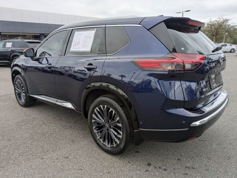 Certified 2024 Nissan Rogue Platinum w/ Platinum Premium Package image 6