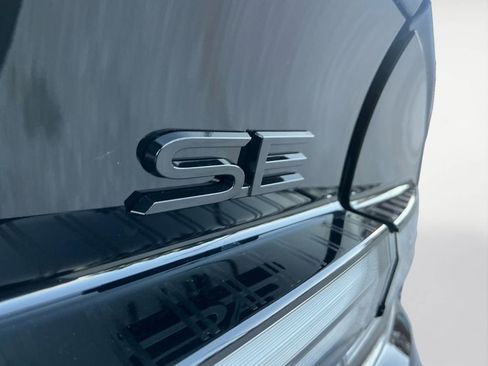 New 2026 Toyota Prius Plug-In Hybrid image 16