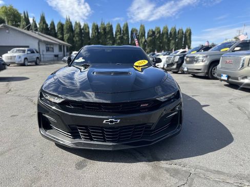 Used 2019 Chevrolet Camaro SS RWD image 2