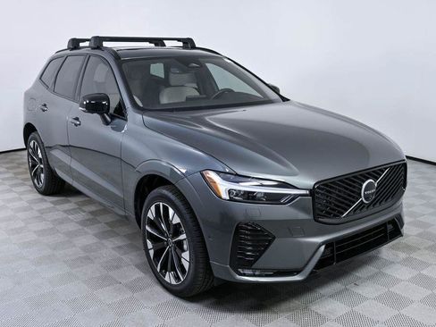 Used 2026 Volvo XC60 B5 Plus w/ Protection Package Premier AWD/4WD image 24