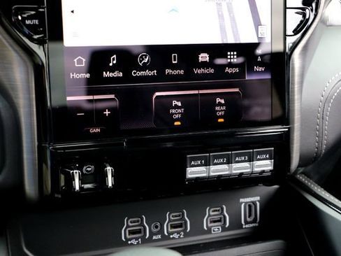 New 2026 RAM 1500 RHO w/ RHO Level 1 Equipment Group image 15