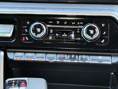 Used 2024 GMC Sierra 1500 Denali w/ Denali Reserve Package image 10