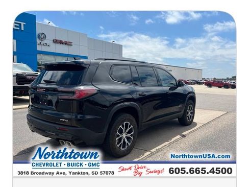 Used 2026 GMC Acadia AT4 w/ Luxury Package AWD/4WD image 9