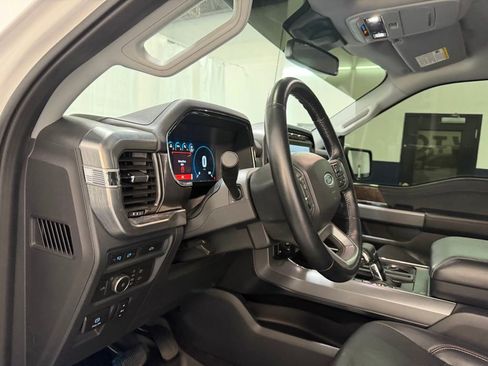Used 2021 Ford F150 Lariat AWD/4WD image 12