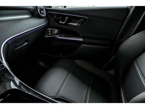 Certified 2026 Mercedes-Benz GLC 300 GLC 300 4MATIC image 23