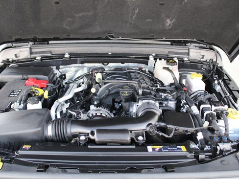 Certified 2024 Jeep Wrangler Sport S image 13