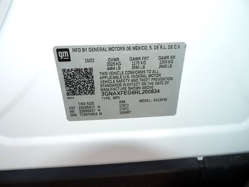 Used 2024 Chevrolet Equinox LS FWD image 15