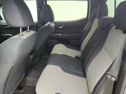 Used 2020 Toyota Tacoma TRD Off-Road w/ Blackout Package image 20