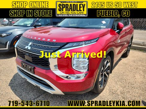 Used 2023 Mitsubishi Outlander SE AWD/4WD image 1