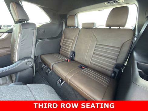 New 2026 GMC Acadia Denali Ultimate w/ LPO, Floor Liner Package AWD/4WD image 15