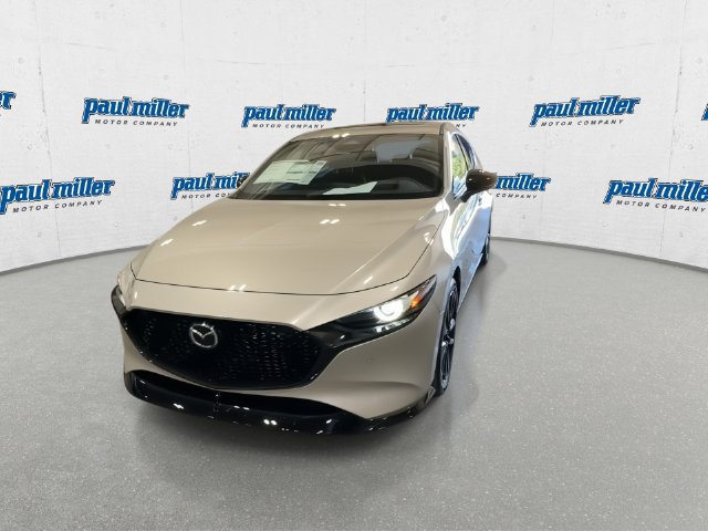 New 2026 MAZDA MAZDA3 Hatchback w/Premium Plus Pkg AWD/4WD image 4