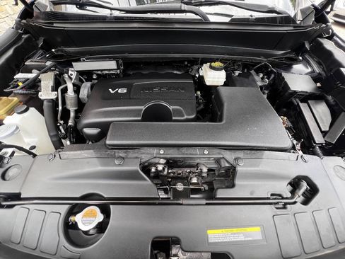 Used 2018 Nissan Pathfinder S AWD/4WD image 19