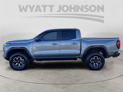 Used 2024 GMC Canyon AT4X image 2