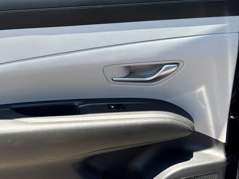 Certified 2025 Hyundai Tucson SEL FWD image 22