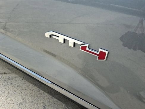 New 2026 GMC Terrain AT4 AWD/4WD image 10