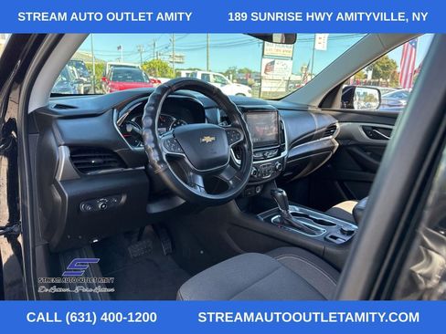 Used 2020 Chevrolet Traverse LT w/ Driver Confidence II Package image 24